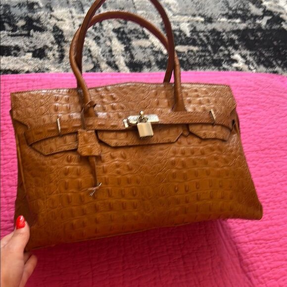 Vera Pelle Elegant genuine leather Brown Crocodile-Embossed Handbag - Picture 1 of 15